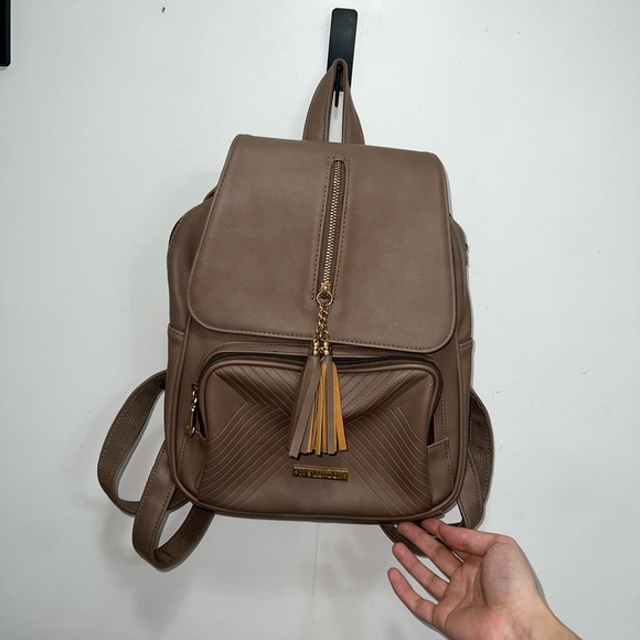 Rosy grey Ivy London Backpack - Picture 1 of 4